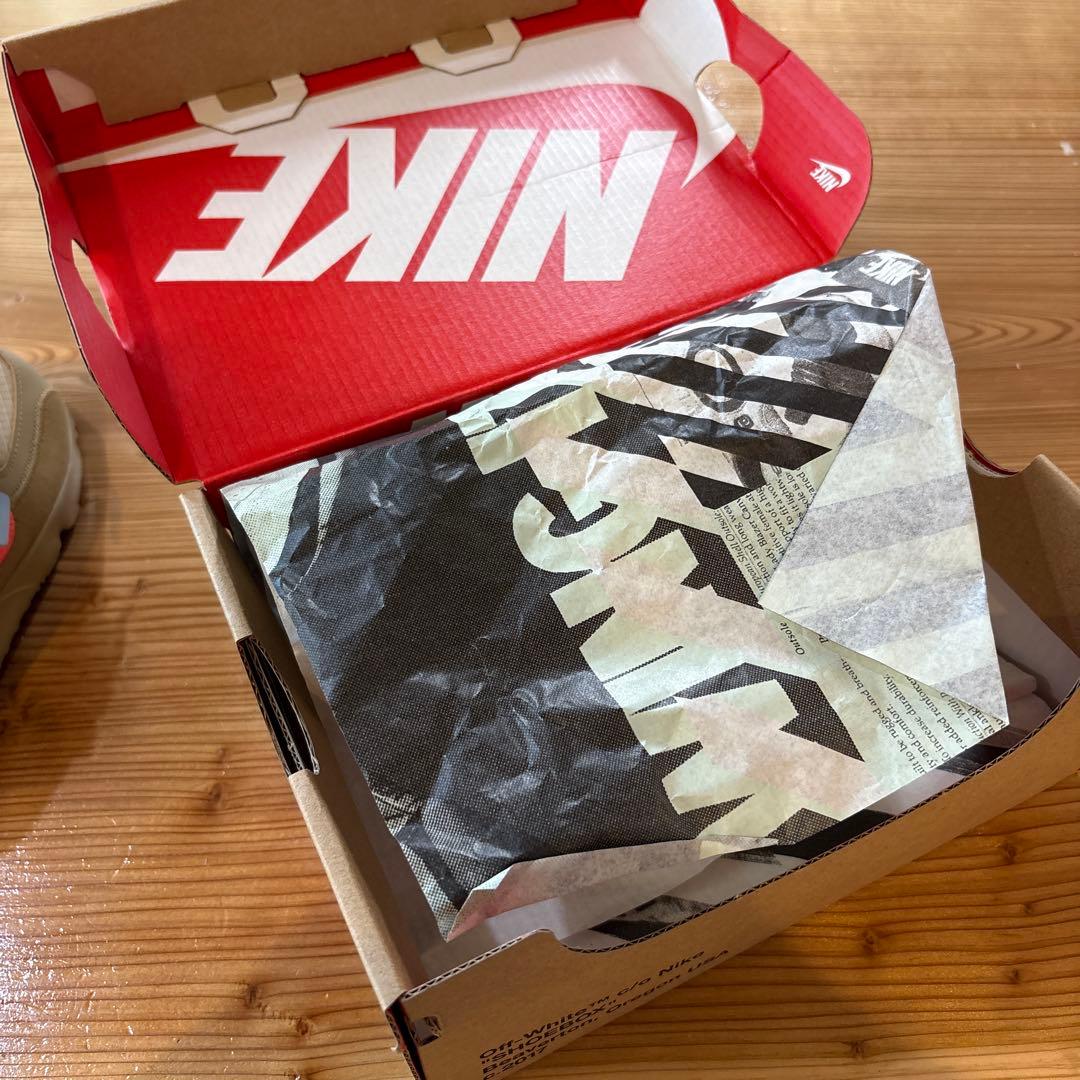 Nike Air Max 90 Off-White ベージュ