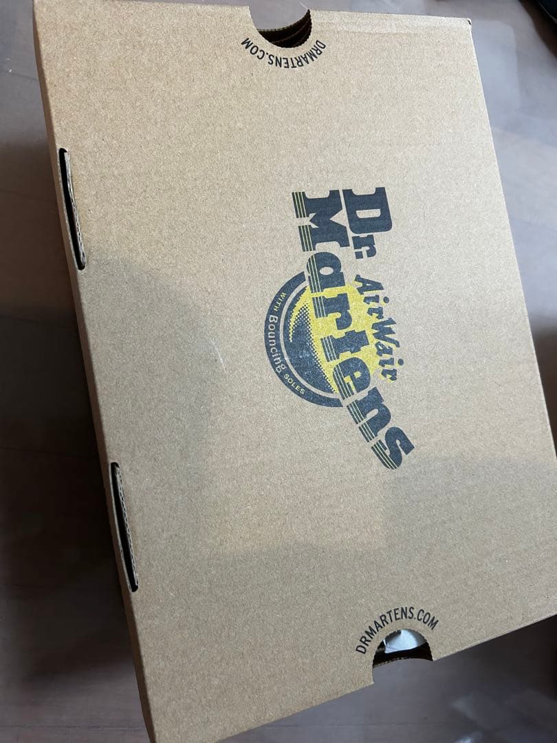 靴 Dr.Martens MYLES BUCKLE SLIDE SANDAL