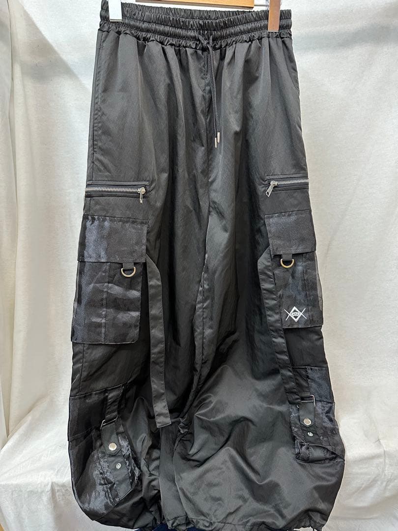 REFLEM シアー ポケット ナイロン カーゴパンツ（FREE）