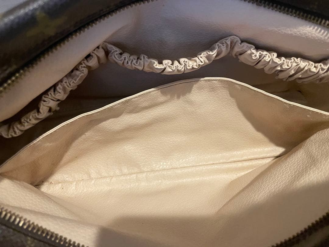 【人気定番】ルイヴィトン　トゥルーストワレット28 セカンドバッグ　モノグラム