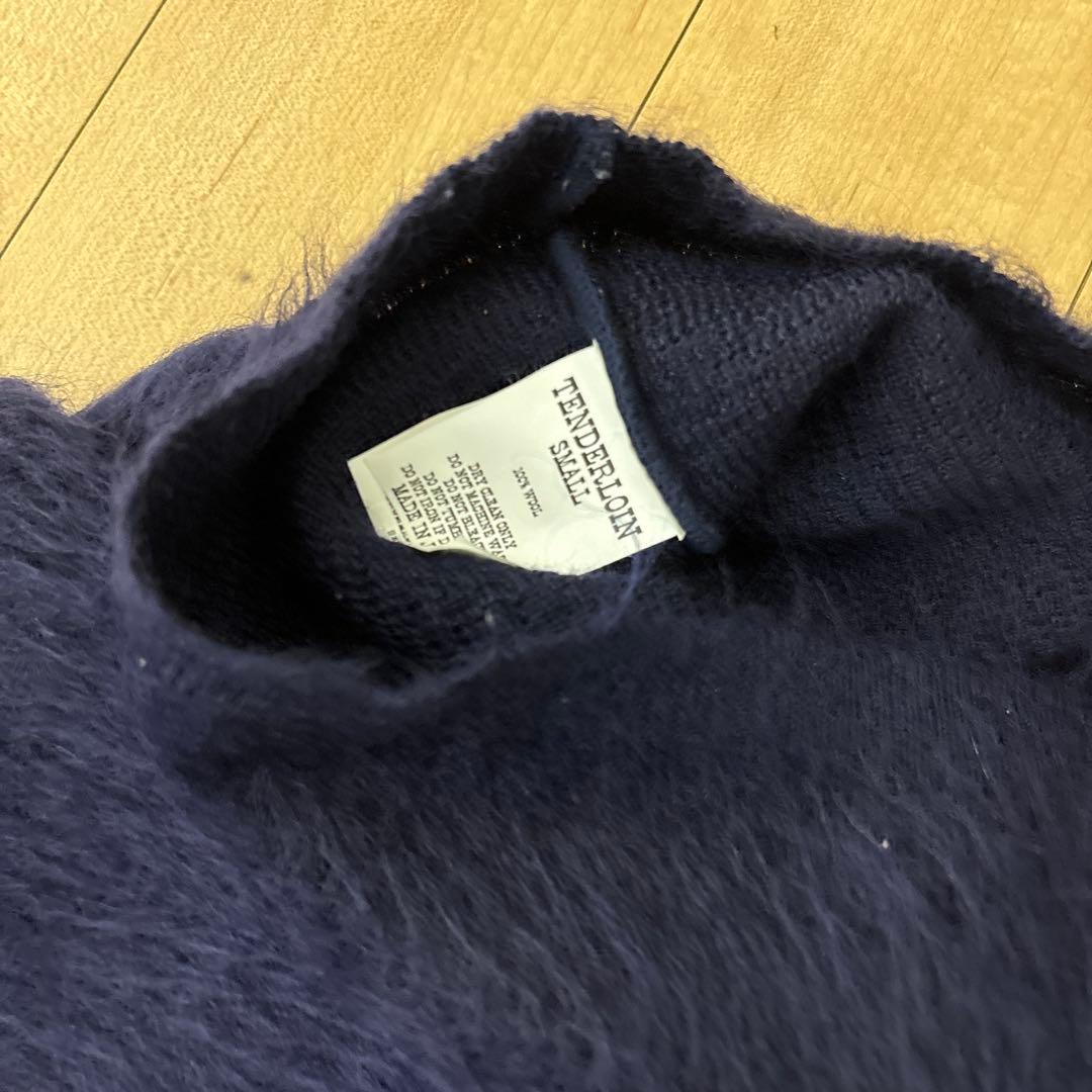 Tenderloin ネイビー Vネックセーター　モヘアニット