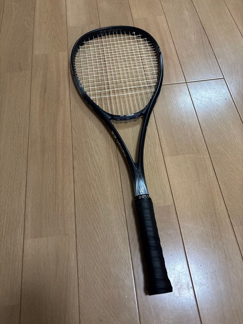 VOLTRAGE 8S テニスラケット