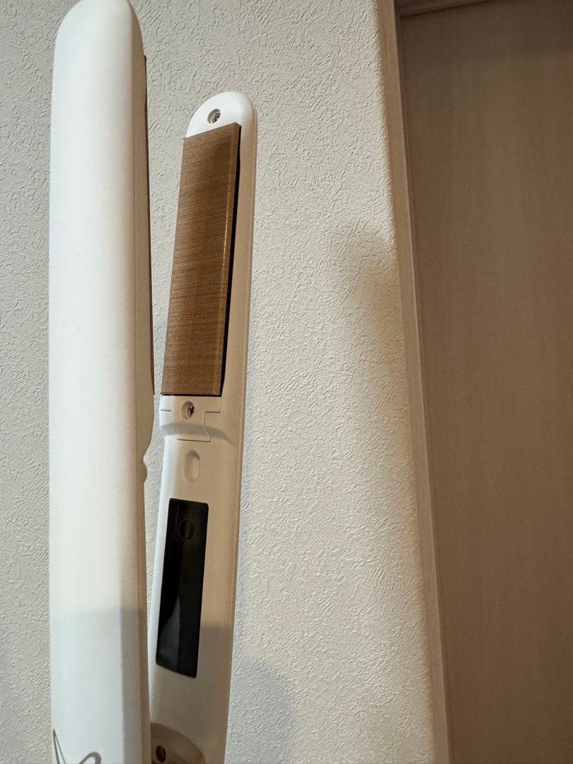 KINUJO W 絹女 ストレートアイロン DS100 海外対応 ホワイト