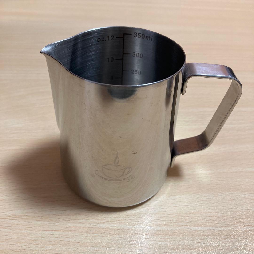 DeLonghi デディカ　エスプレッソ・カプチーノメーカー　EC680