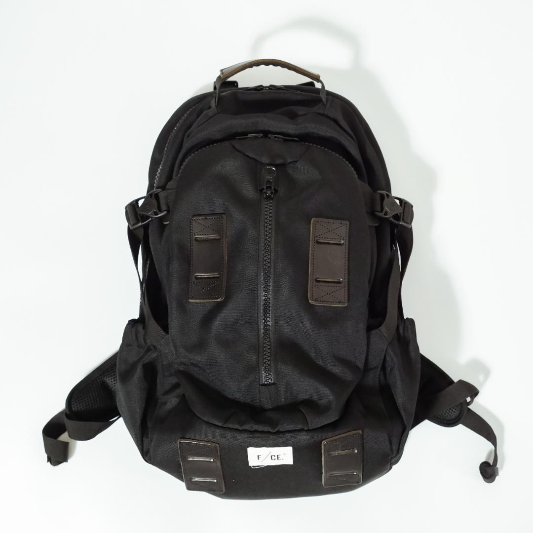 BEAMS LIGHTS F/CE. トラベルバックパック 33L