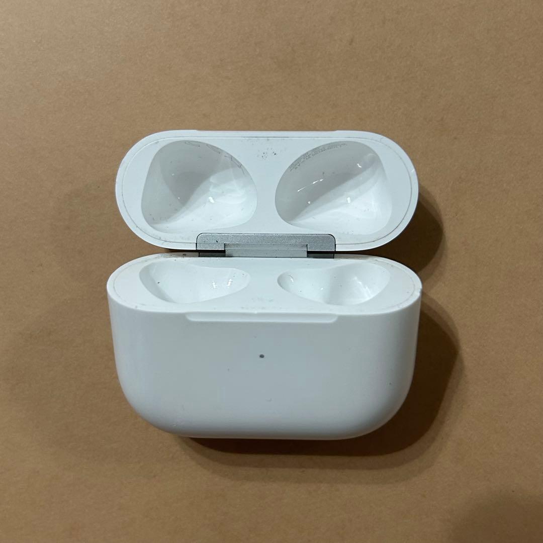 AirPods 第3世代 充電ケース ワイヤレスイヤホン純正