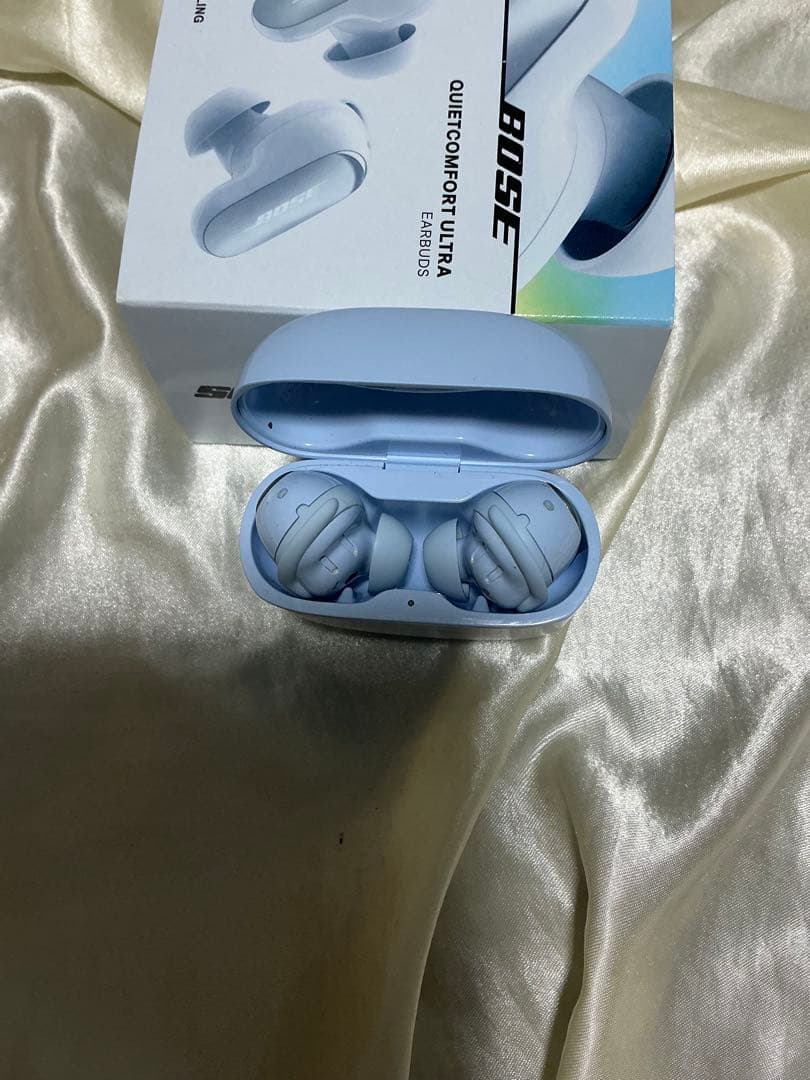 BOSE QuietComfort Ultra ワイヤレスイヤホン　即発送可能