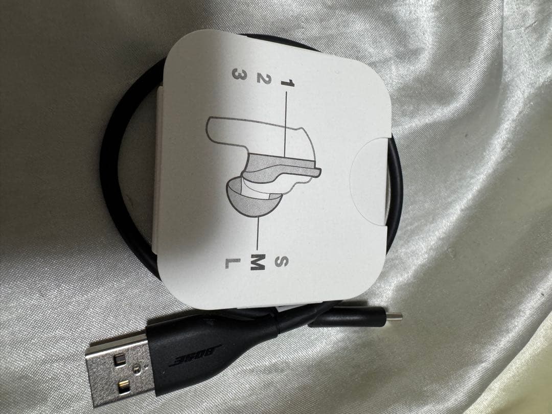 BOSE QuietComfort Ultra ワイヤレスイヤホン　即発送可能