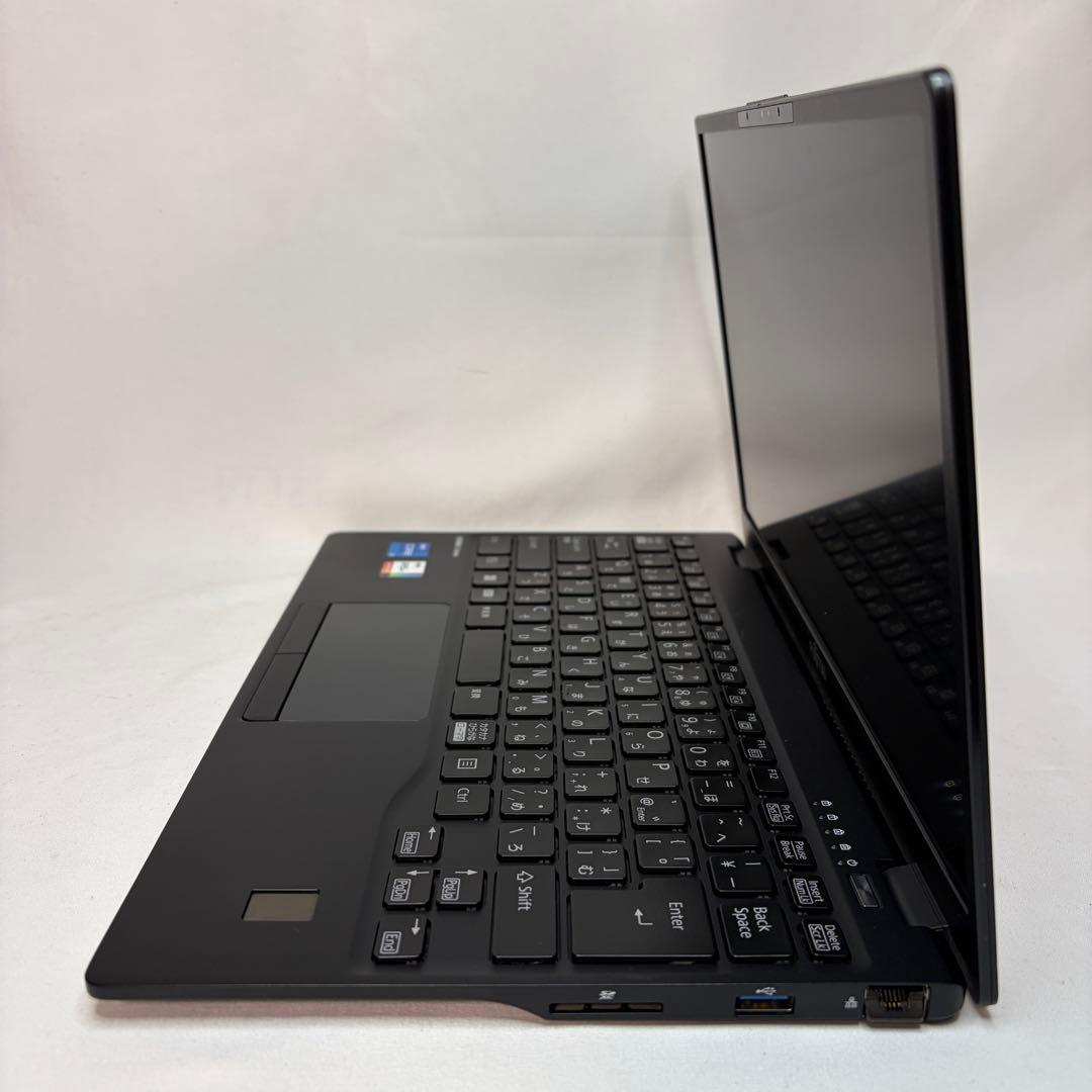 美品 LIFEBOOK U9312 12世代 i5 8GB 256GB オフィス