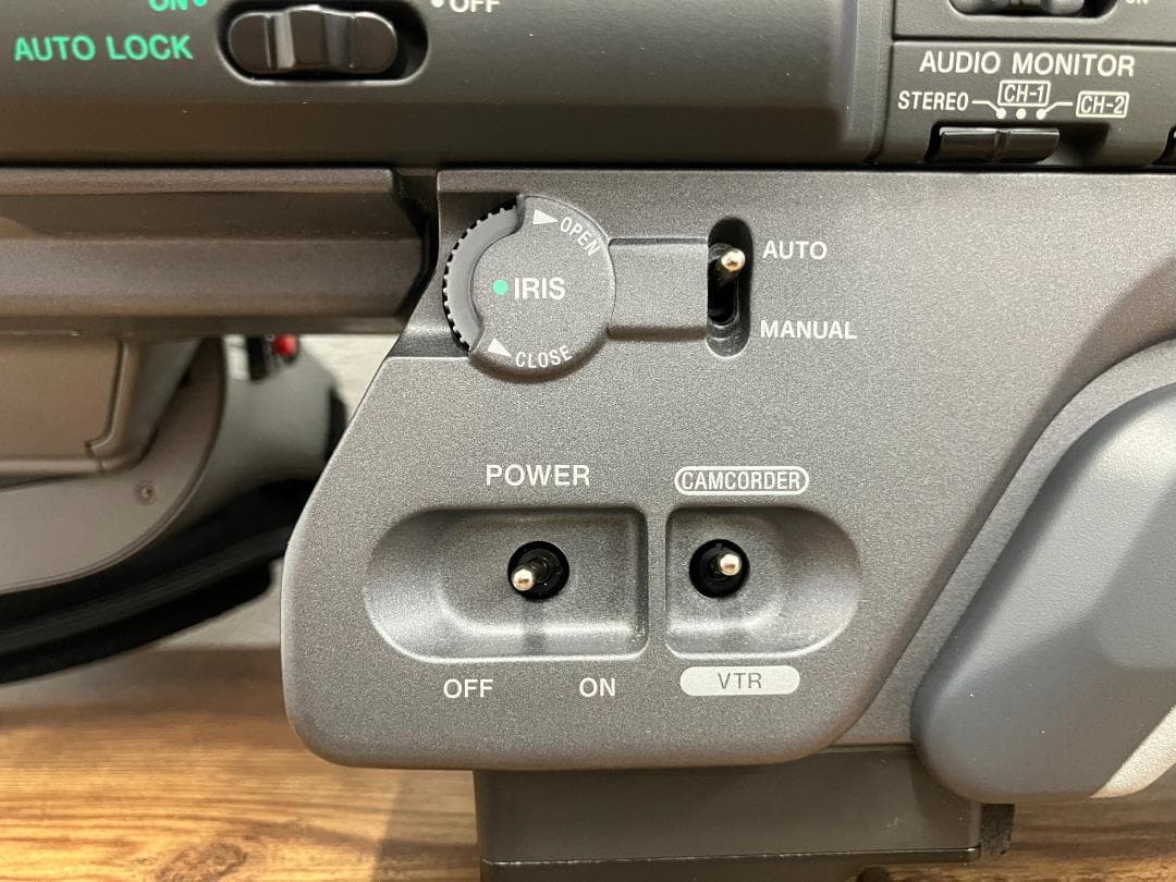 ジャンク品 SONY DSR-200A 業務用ビデオカメラ