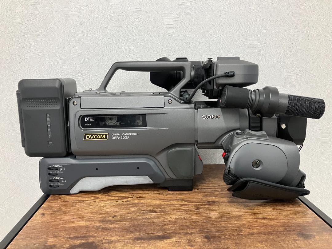 ジャンク品 SONY DSR-200A 業務用ビデオカメラ