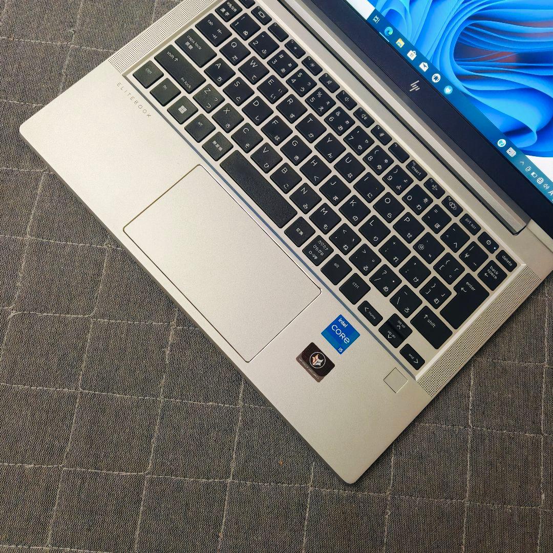 2022年10月 美品 HP 驚速12世代i5 1235u 16GB 新512G