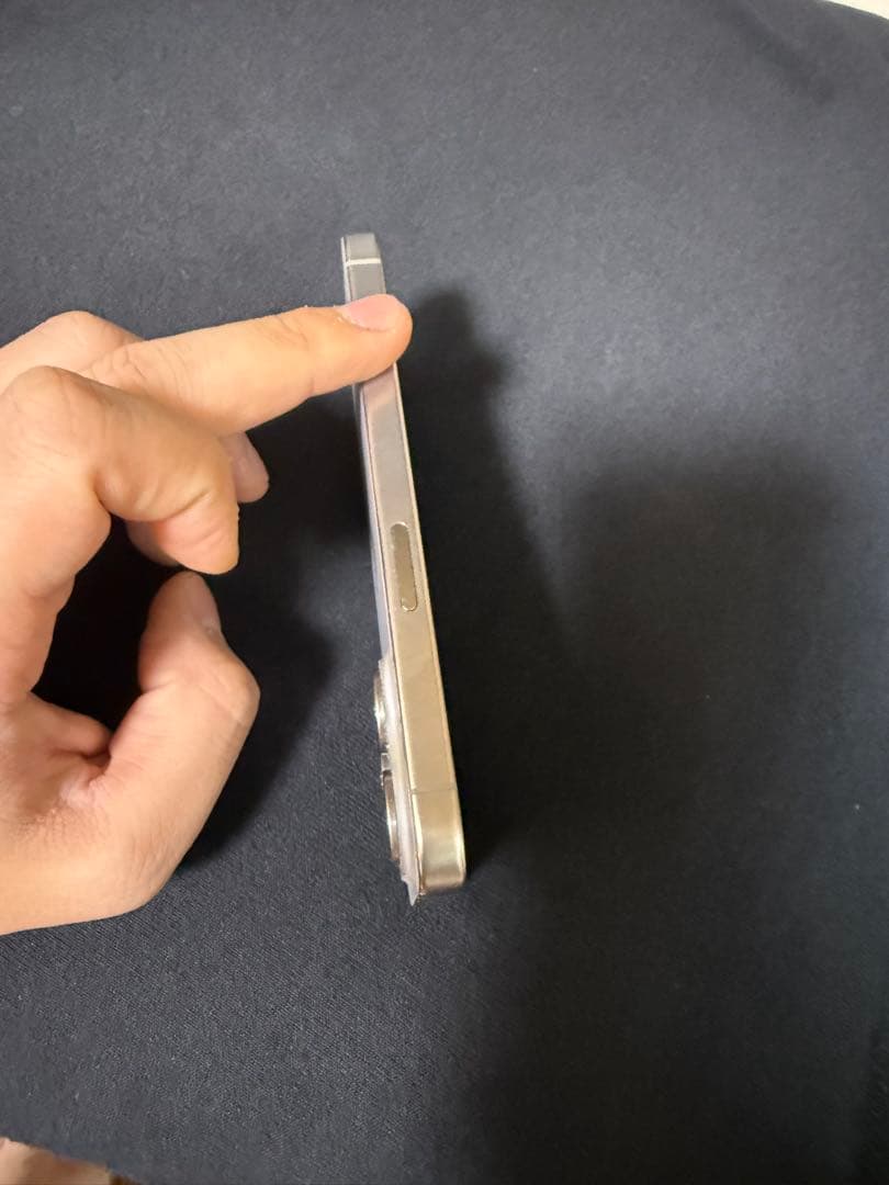 Apple iPhone 15 Pro シルバー 本体