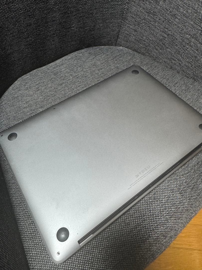 Apple MacBook Pro スペースグレー 13inch 2017