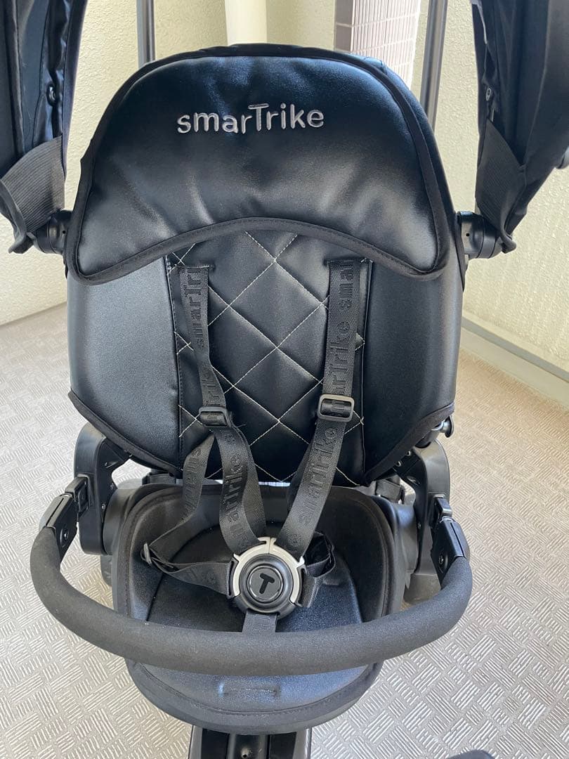 スマートトライク STR7 アーバンブラック