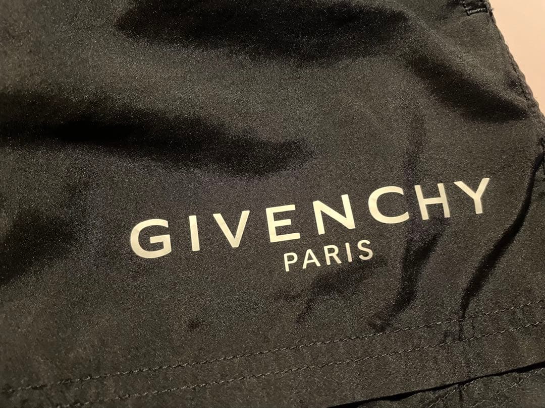 GIVENCHY ジバンシー　ショートパンツ　水陸両用　スイムパンツ　水着