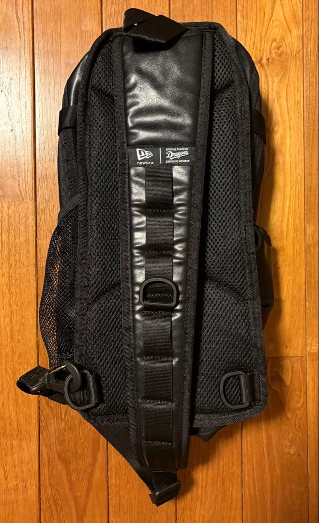 (未使用新品)ドラゴンズ スリングバッグ と20周年ワッペン