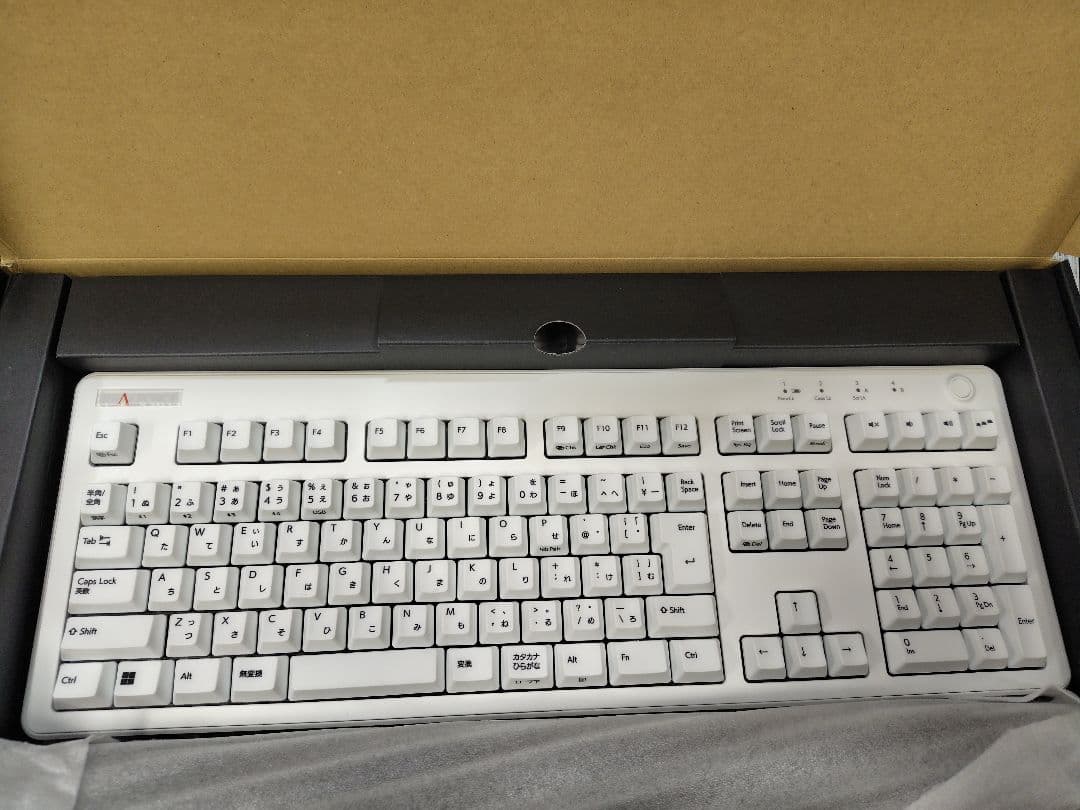 新品未使用 REALFORCE R3HA22 日本語配列キーボード ホワイト