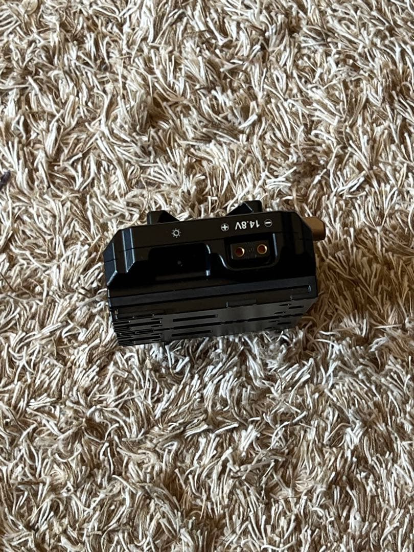 RED Komodo用 TILTA V-MOUNT バッテリーアダプター