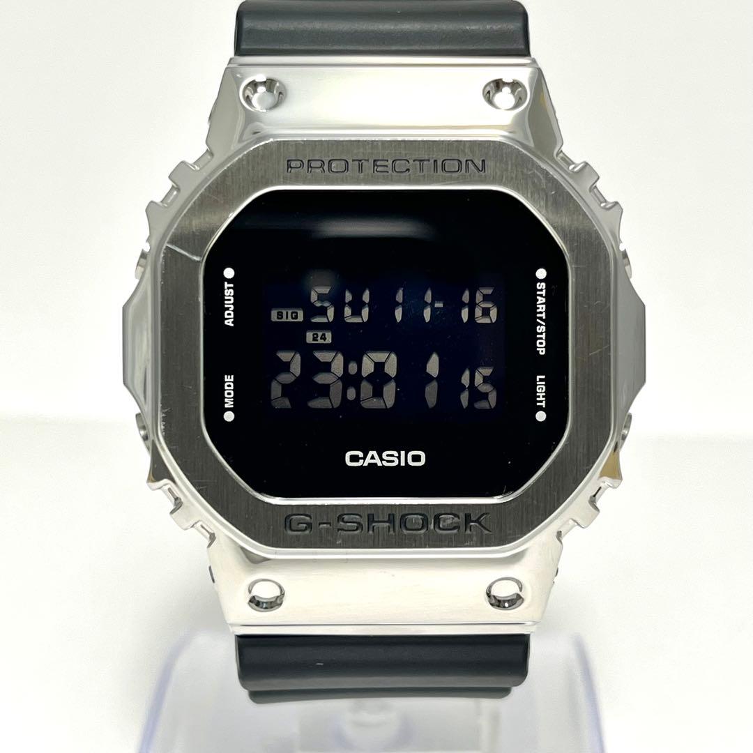 美品✨ G-SHOCK GM-5600 シルバー デジタル メタル メンズ腕時計