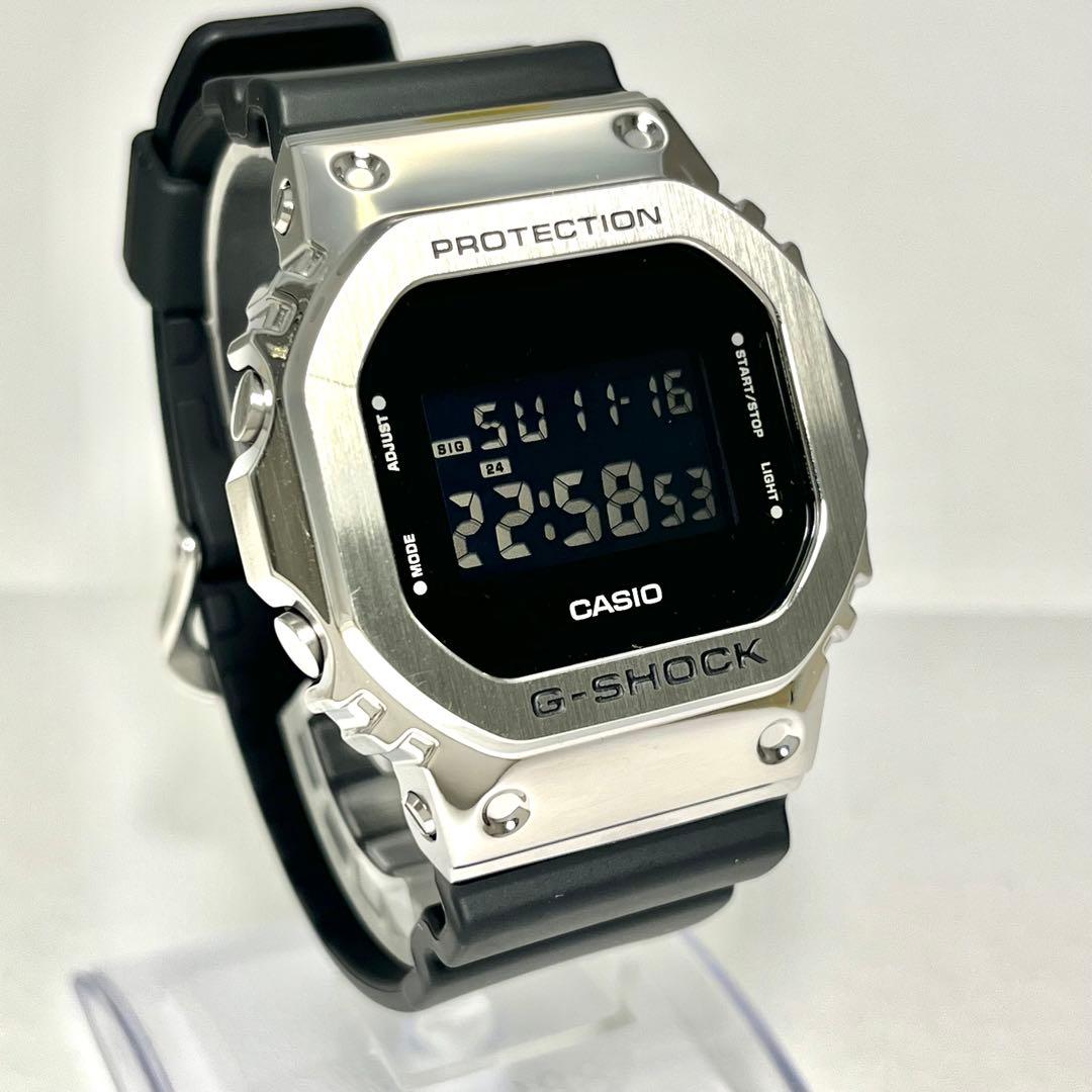 美品✨ G-SHOCK GM-5600 シルバー デジタル メタル メンズ腕時計
