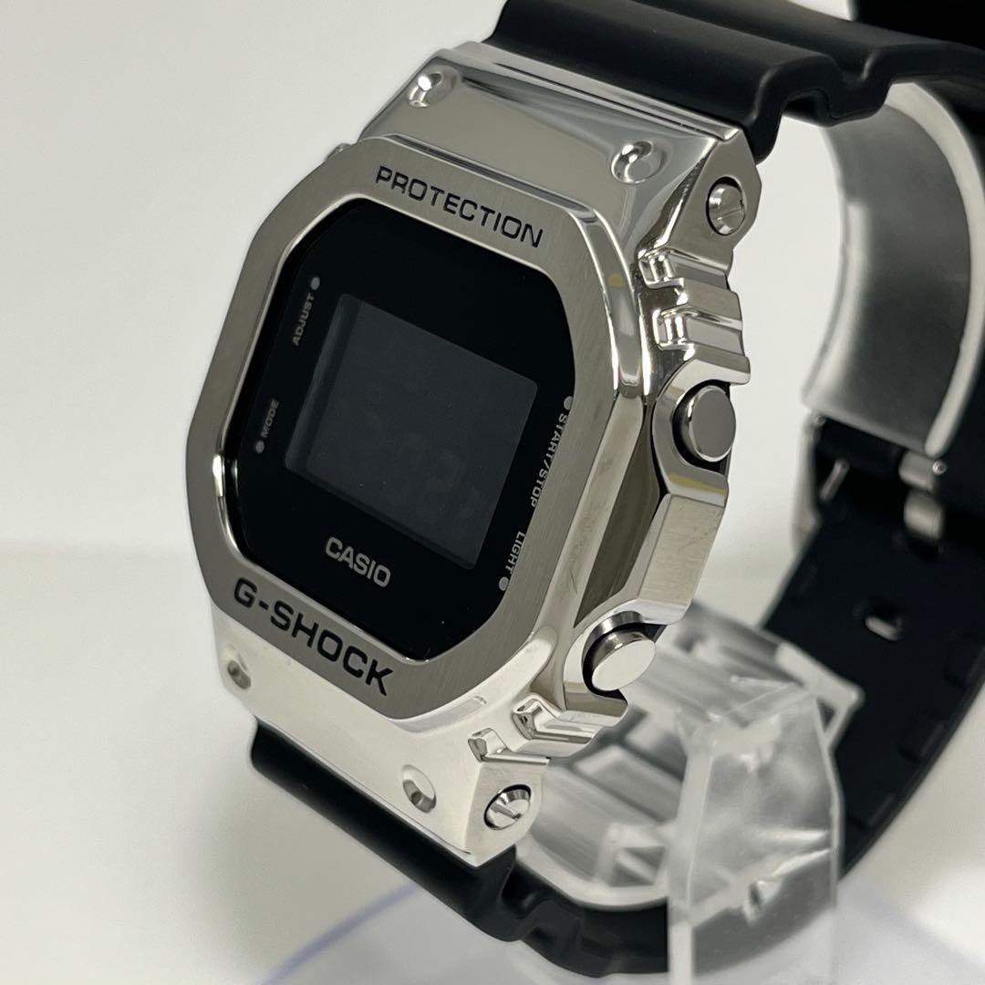 美品✨ G-SHOCK GM-5600 シルバー デジタル メタル メンズ腕時計