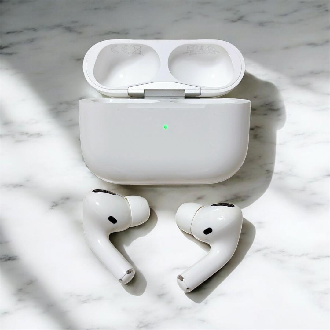 学*生様 【翌日発送】AirPodsPro本体 充電ケース Apple イヤホン