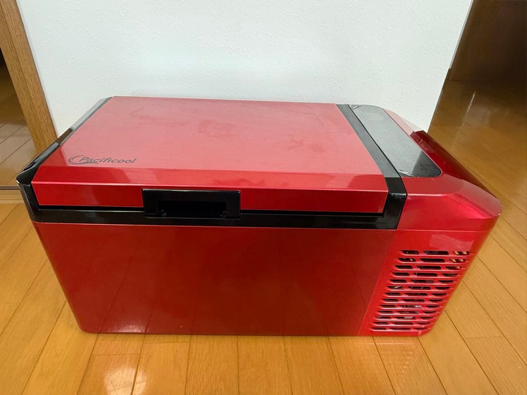 pacificool ポータブル冷蔵庫　赤