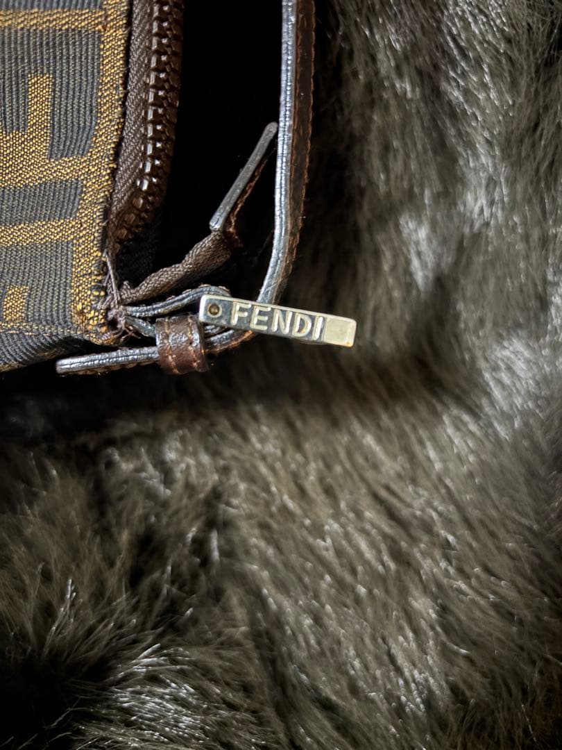 ヴィンテージFENDI ポーチ　ミニバッグ★