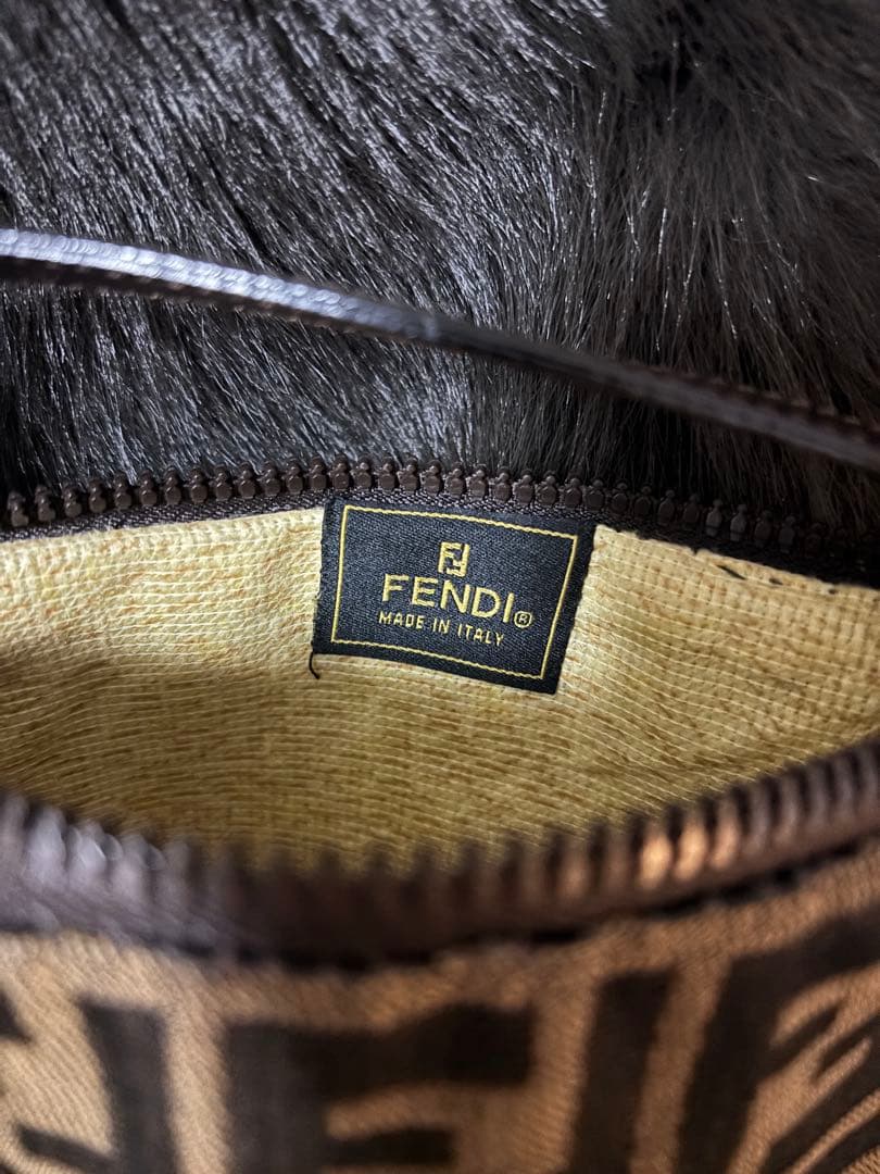 ヴィンテージFENDI ポーチ　ミニバッグ★