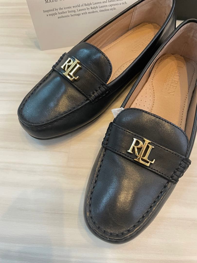 一度使用のみ　完売ラルフローレンローファーブラック23.5cm37