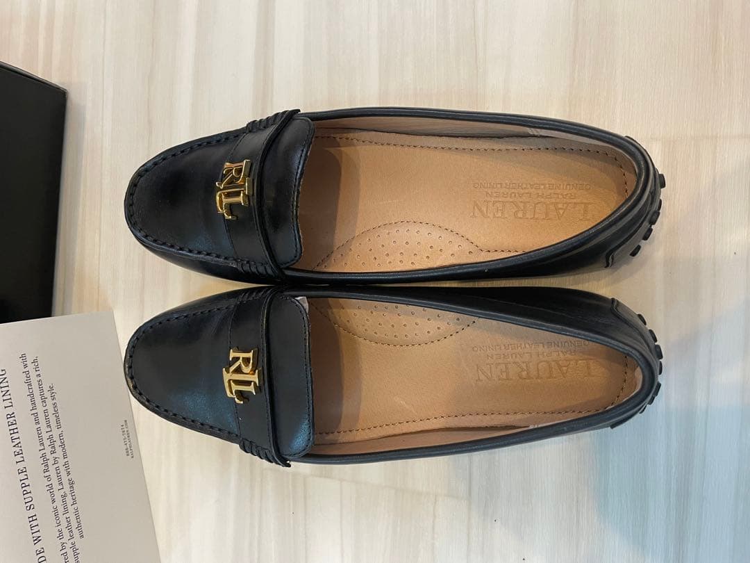 一度使用のみ　完売ラルフローレンローファーブラック23.5cm37