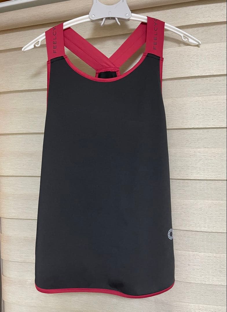新品未使用　FEELCYCLE タンクトップ ブラック　S