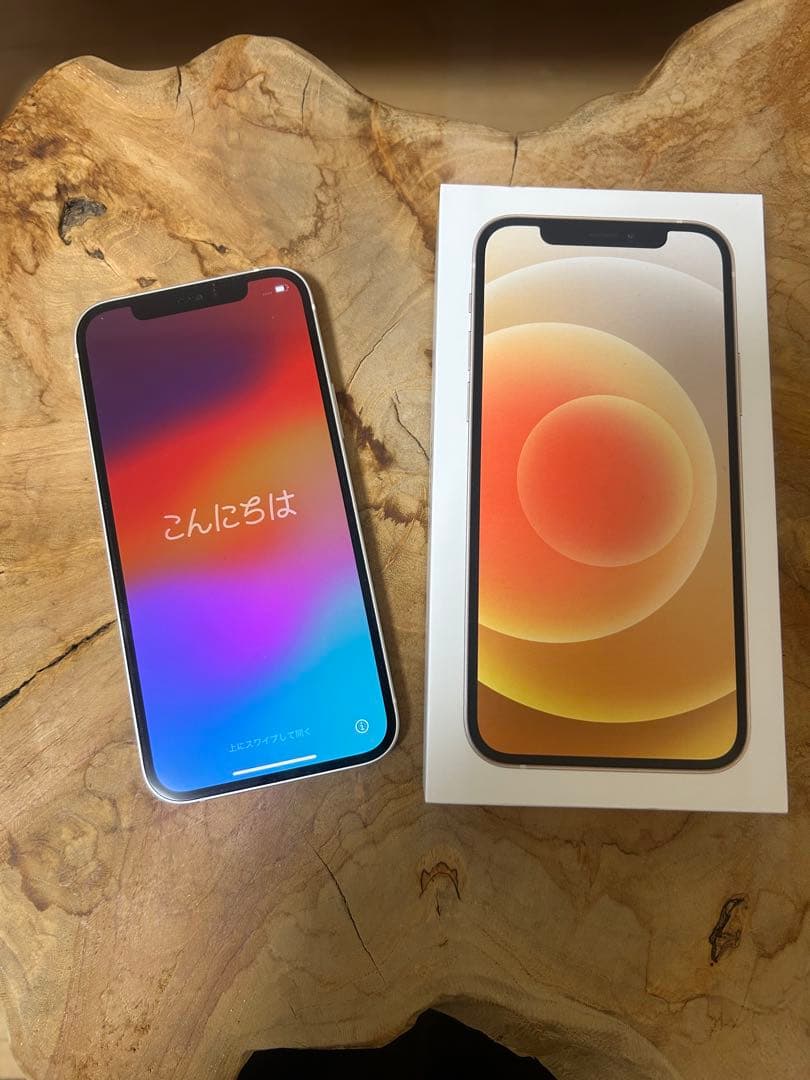 Apple iPhone 12 64GB ホワイト