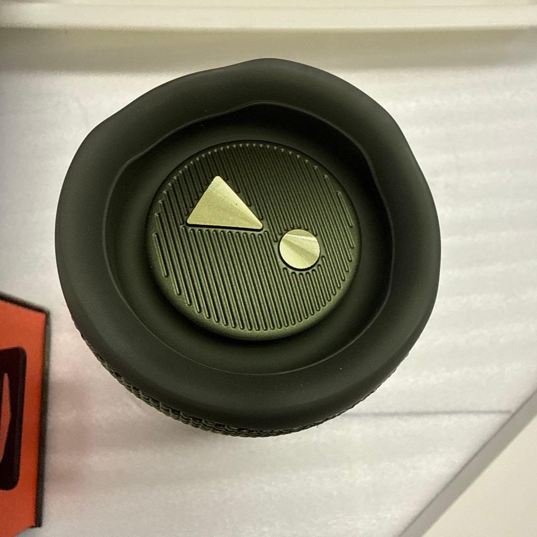 JBL flip6 グリーン　限定色