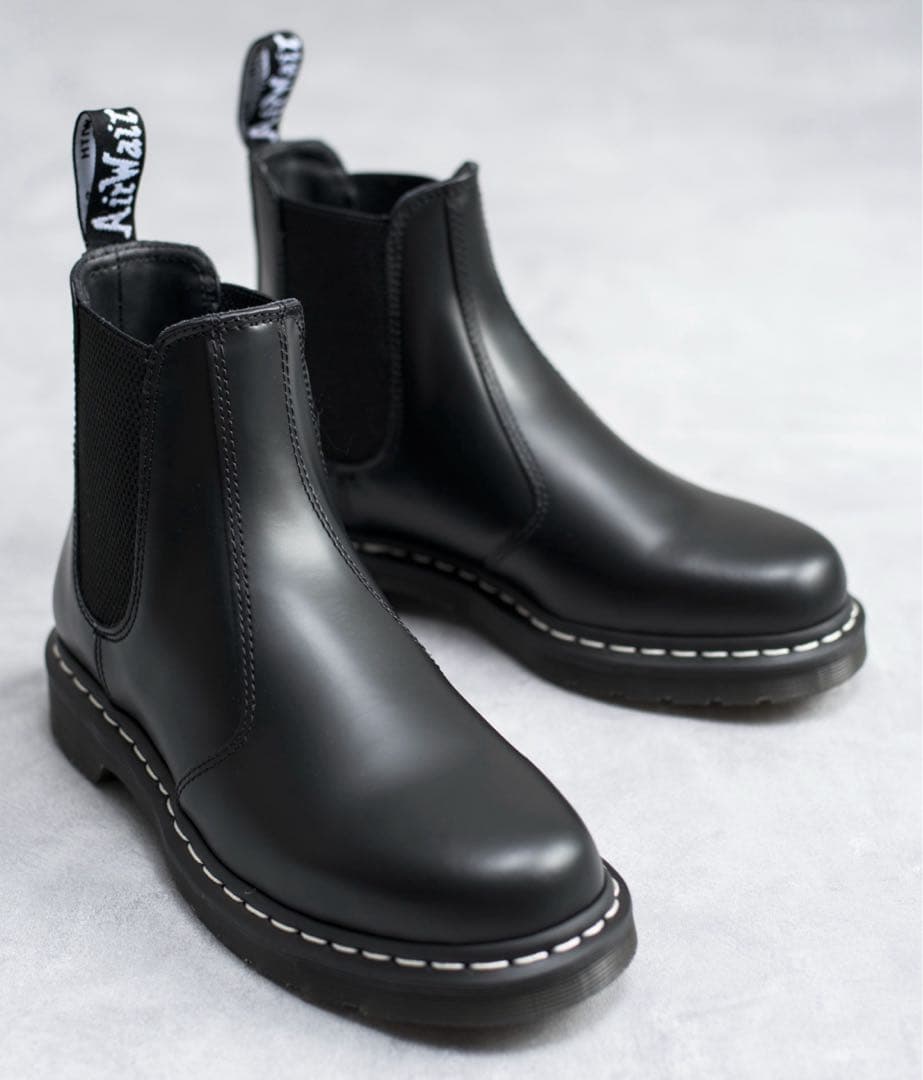 Dr.Martens 2976 ホワイトステッチ チェルシーブーツ