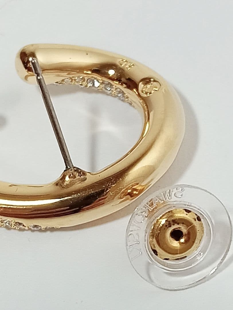 スワロフスキー　デクステラ　イヤーカフセット　ピアス　5615734　ゴールド