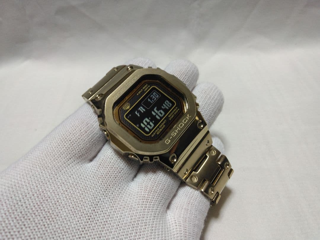 CASIO G-SHOCK GMW-B5000 ゴールド