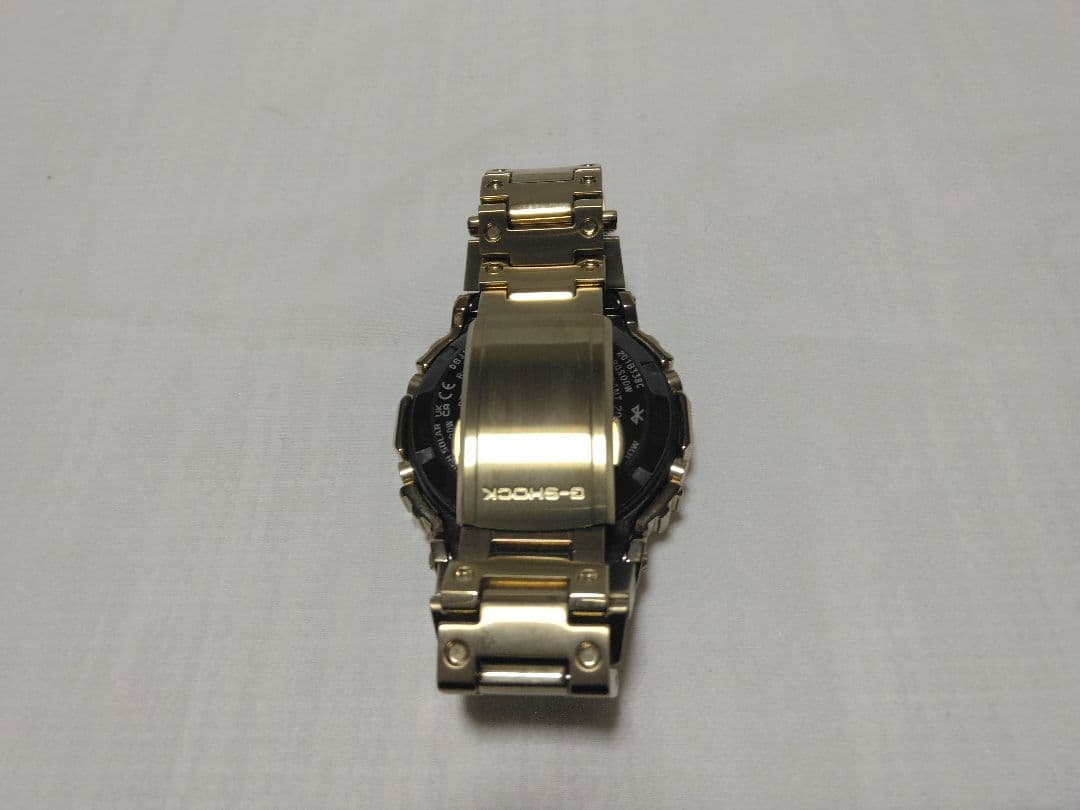 CASIO G-SHOCK GMW-B5000 ゴールド