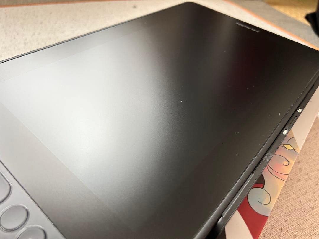 『美品』HUION 液タブ 液晶ペンタブレット Kamvas 12