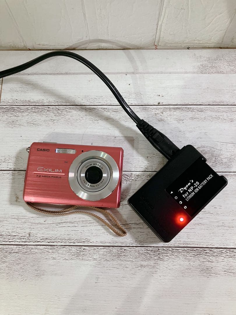 CASIO EXILIM ピンク コンパクトデジタルカメラ