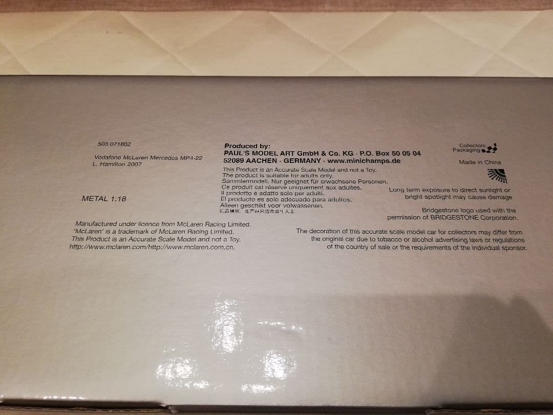 1/18 ミニチャンプス マクラーレン メルセデス MP4-22 L.ハミルトン