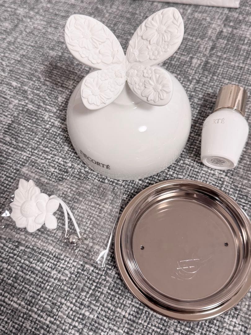 【値下げ中】マルセルワンダースコレクション コスメデコルテ フェイスパウダーXV