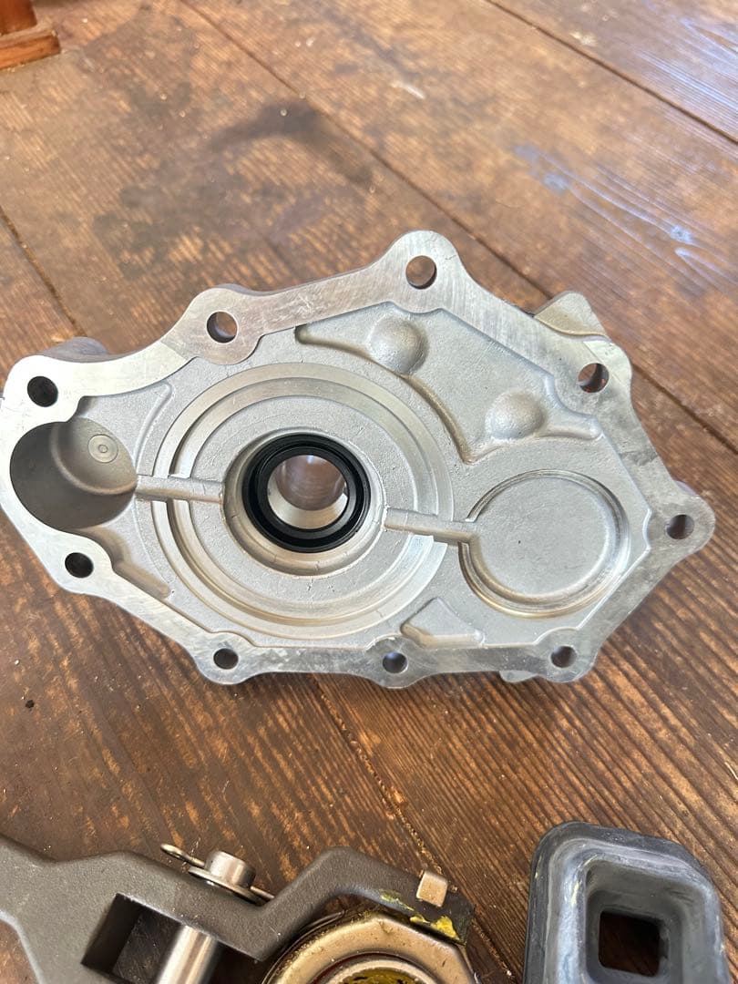 ER34 スカイラインミッションフロントカバー