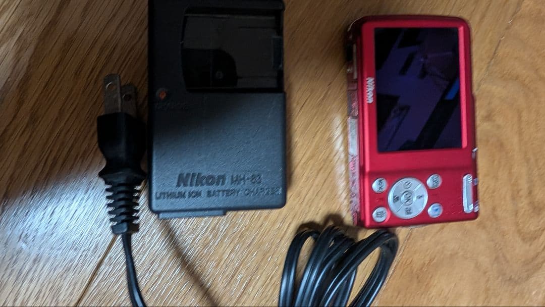 【値下げ】Nikon COOLPIX S210 レッド