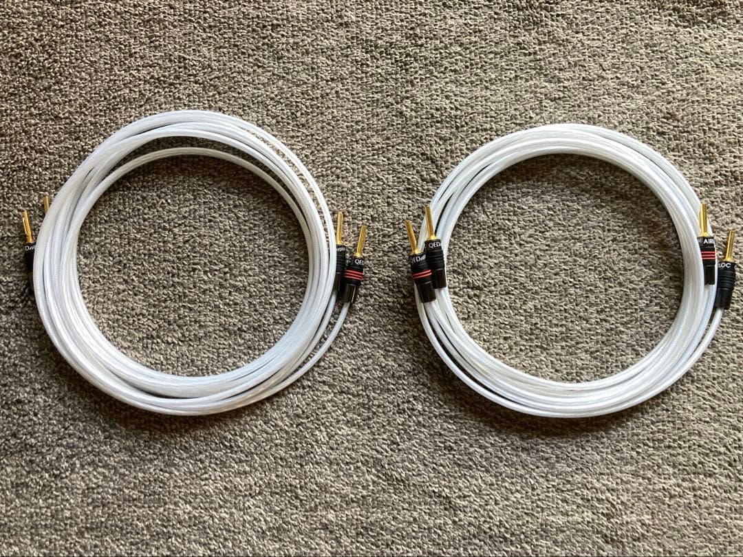 QED XT25 スピーカーケーブル　3M