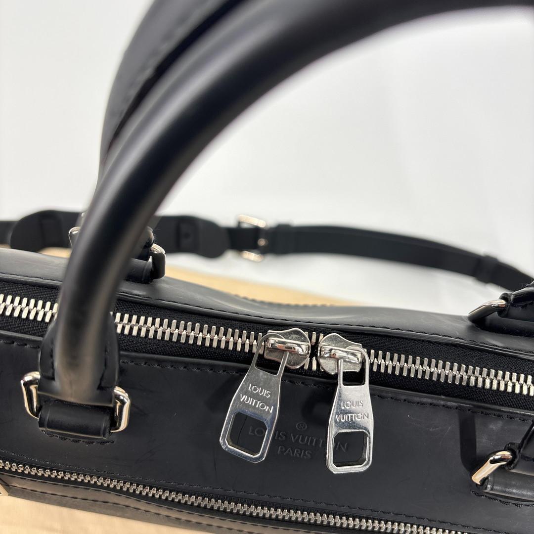 超極美品 ルイヴィトン ダミエグラフィット ポルトドキュマンジュール メンズ