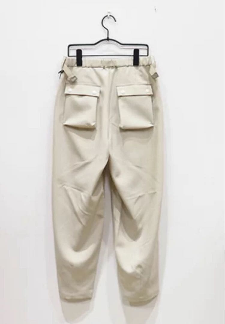 F/CE(エフ　シーイー)　ベージュ パンツ