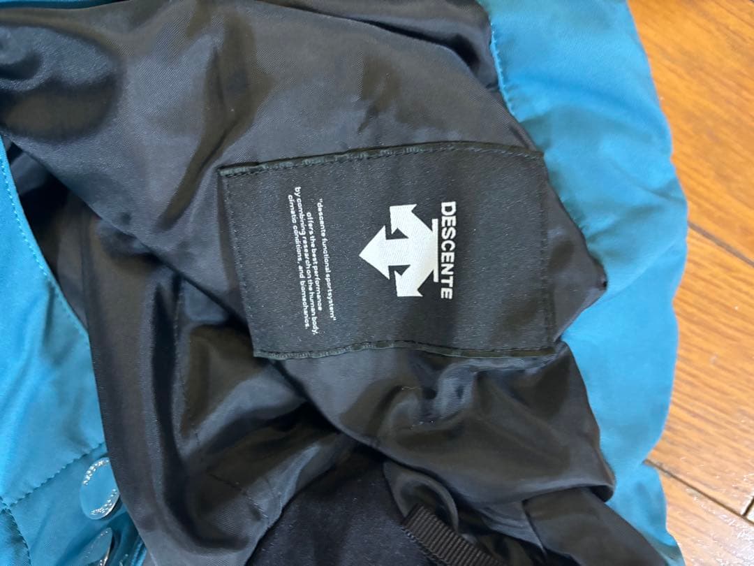 【DESCENTE】スキーウェア Mサイズ