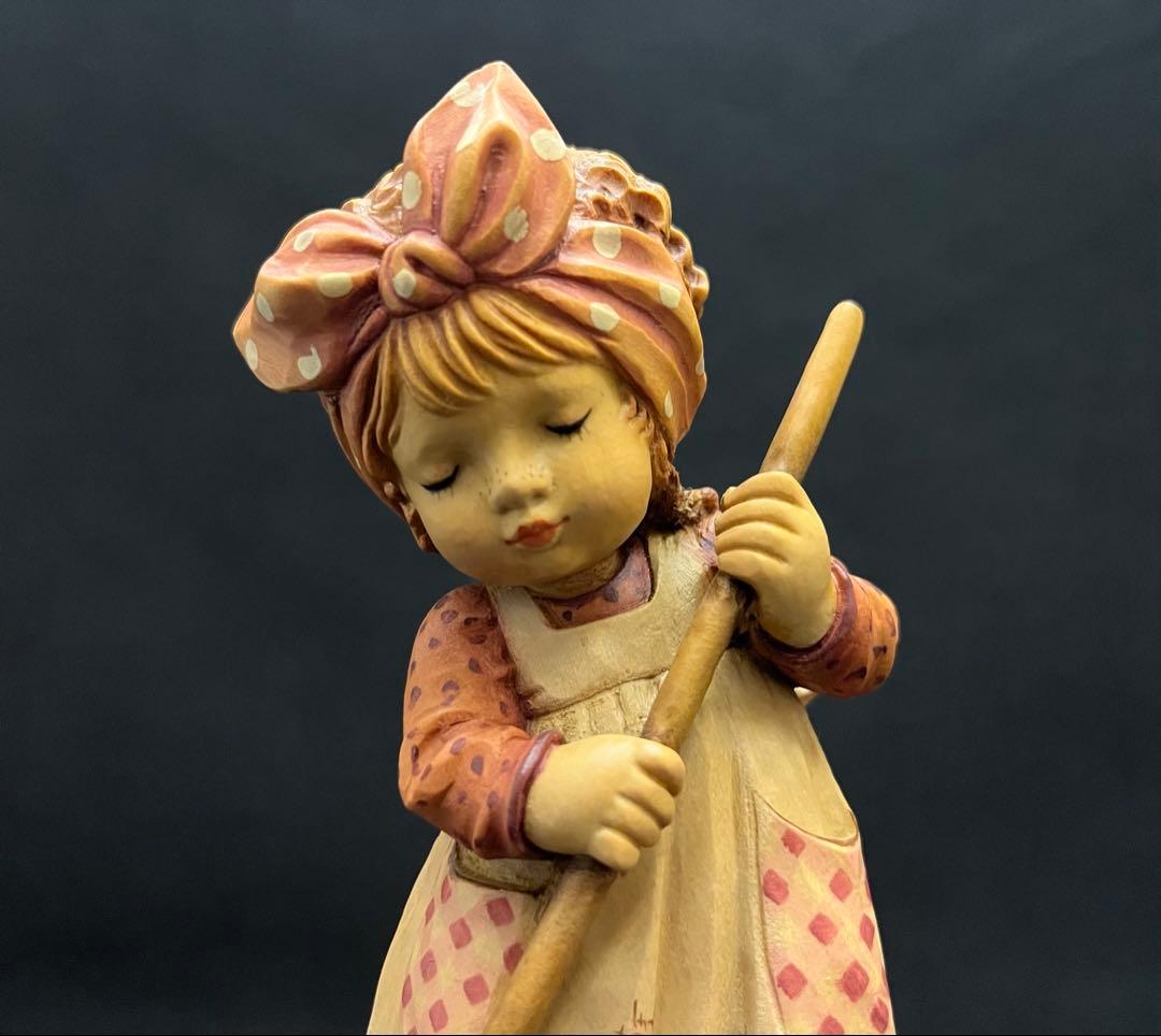 限定品 ANRI アンリ人形 Sarah Kay「掃除の少女と子猫」サラ・ケイ